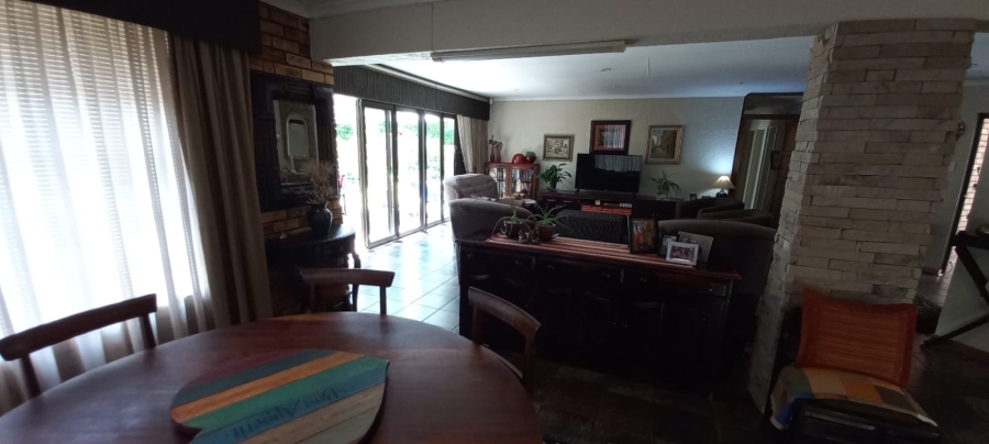 To Let 3 Bedroom Property for Rent in La Provance Free State